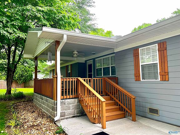 4th image of 588 Warrenton Shores Dr