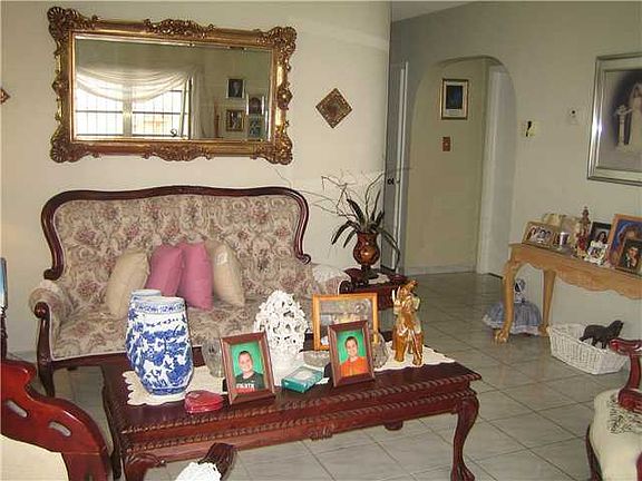 3rd image of 7994 Grand Canal Dr