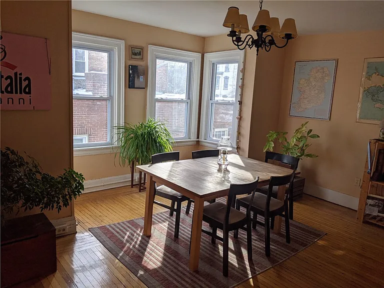 399 S Main St #5 — Photo 4