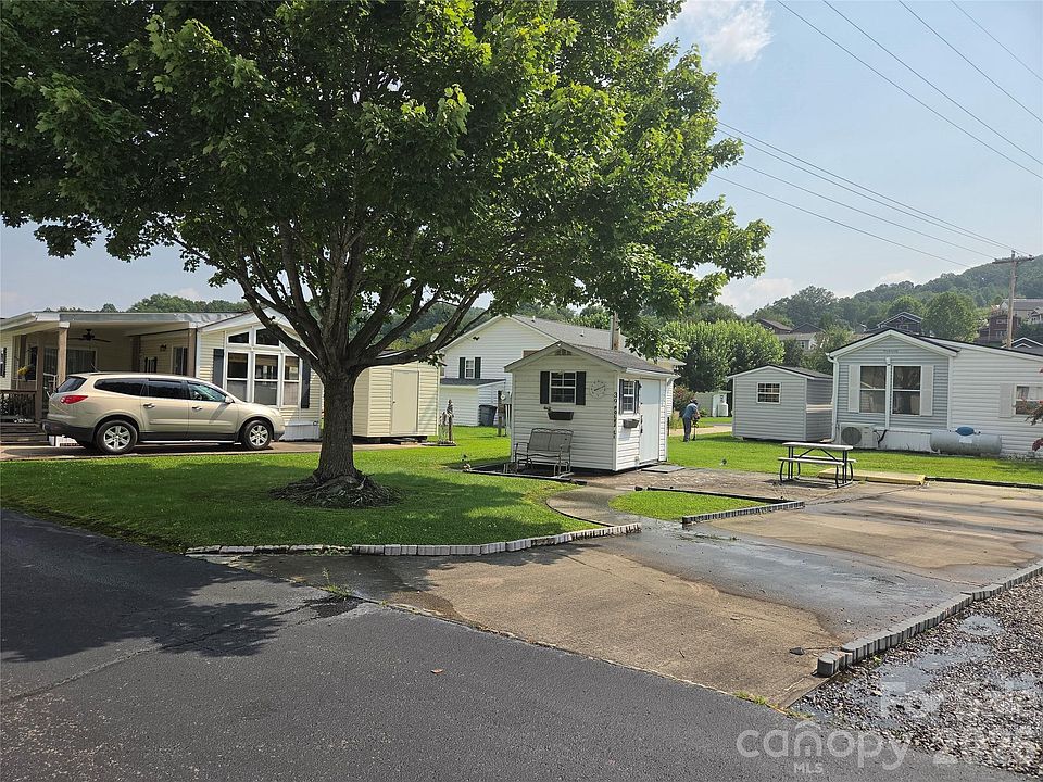 1st image of 39 Polka Ln