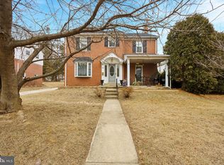 907 Burmont Rd, Drexel Hill, PA 19026