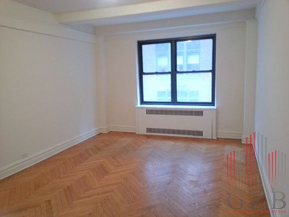 4th image of 218 Madison Ave Ste 2F
