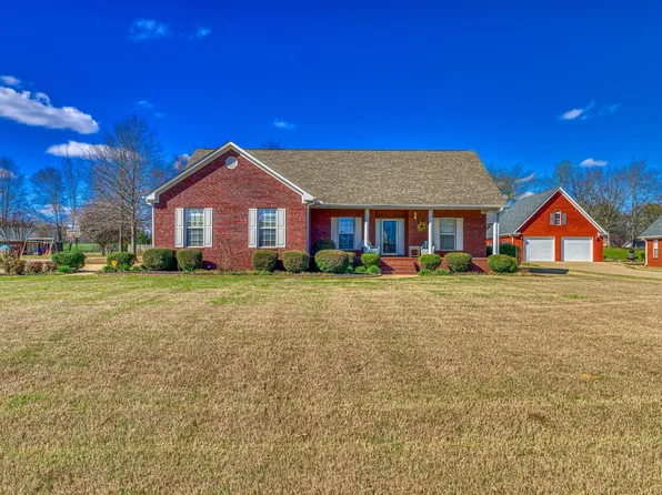 64 Bridgewood Dr, Killen, AL 35645