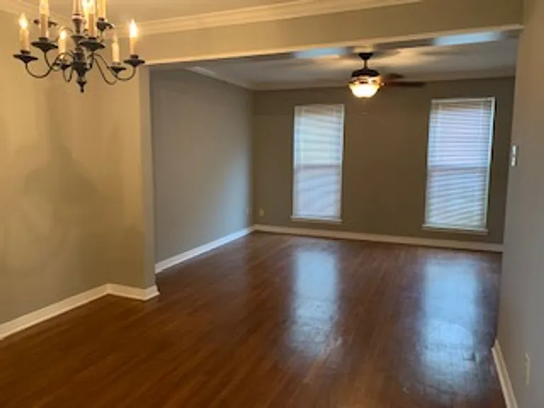 10301 Loma Vista Dr — Photo 10