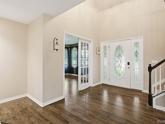 4th image of 9015 Huron Bluffs Dr