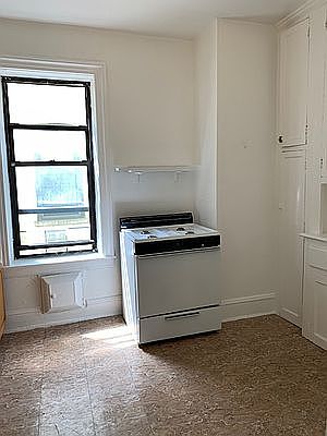 2nd image of 3031 34th St APT 10