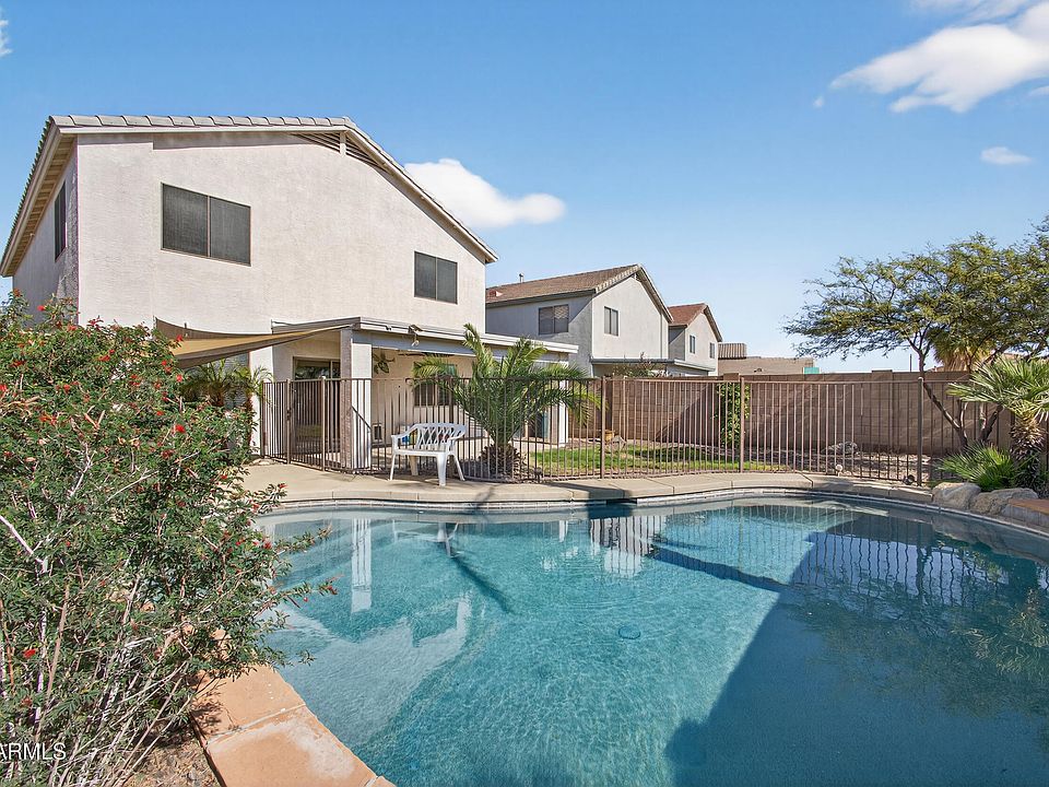 1st image of 155 W BRANGUS Way