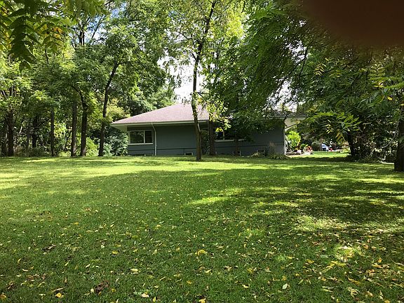 ,6 acres to the west of home