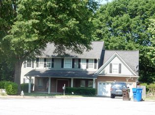 200 Greenmont Cir, Alpharetta, GA 30009