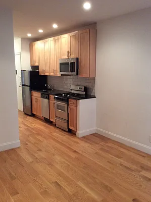 Rented by Copperwood Real Estate | media 29