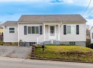 1006 Phillips St, Baden, PA 15005