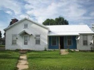 424 W Main St, Caledonia, MN 55921