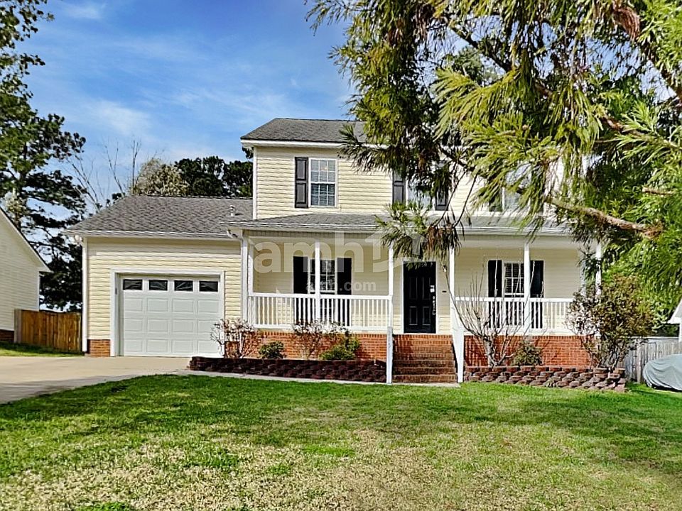 1st image of 215 Aqua Marine Ln