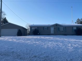 2435 W Blanchard Rd, Mount Pleasant, MI 48858