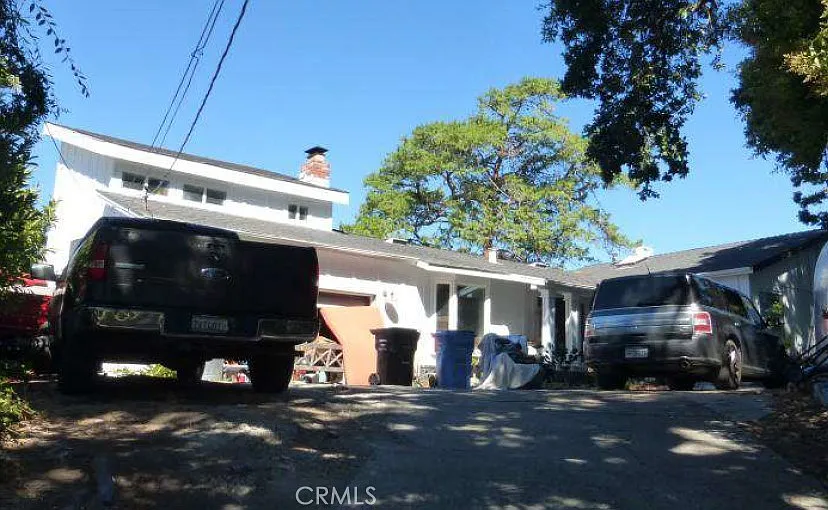959 Janet Ln photo 1