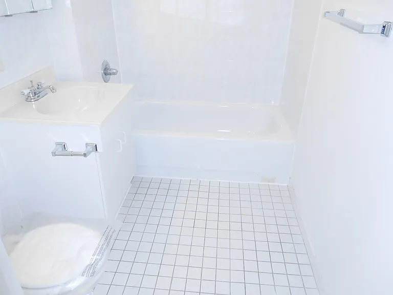 3208 Union St #2C — Photo 5