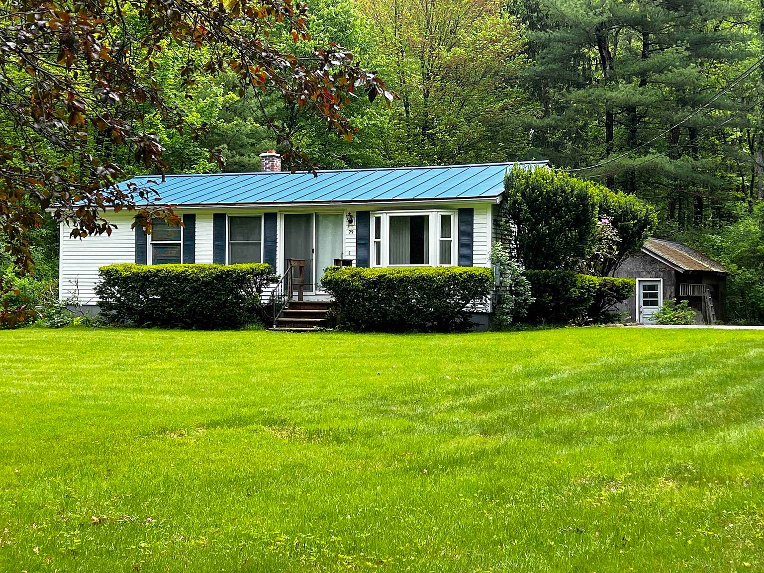 29 Oak Hill Road, Hinsdale, NH 03451 | Zillow