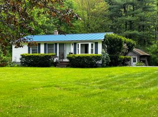 29 Oak Hill Rd, Hinsdale, NH 03451