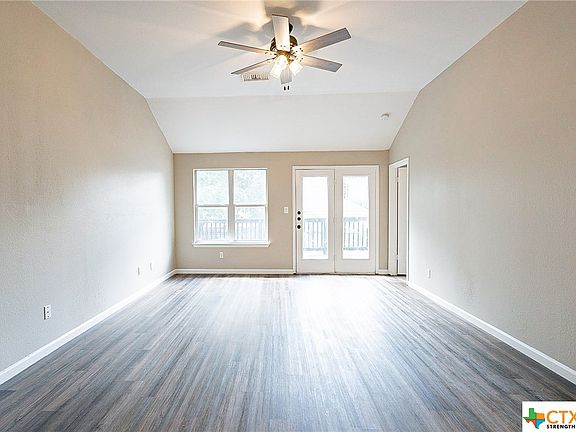 5th image of 409 Thousand Oaks Blvd
