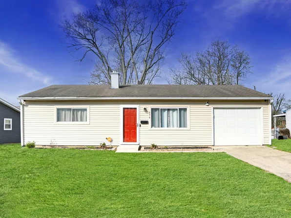 676 Nelson Dr, Mooresville, IN 46158