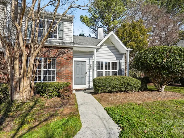 10916 Pimlico Dr, Charlotte, NC 28273