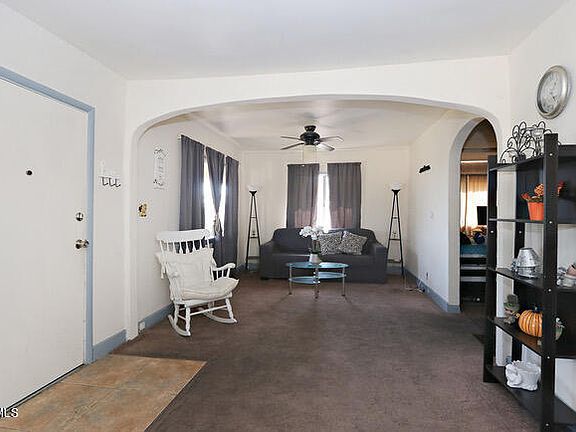 5th image of 813 S Hicks Ave