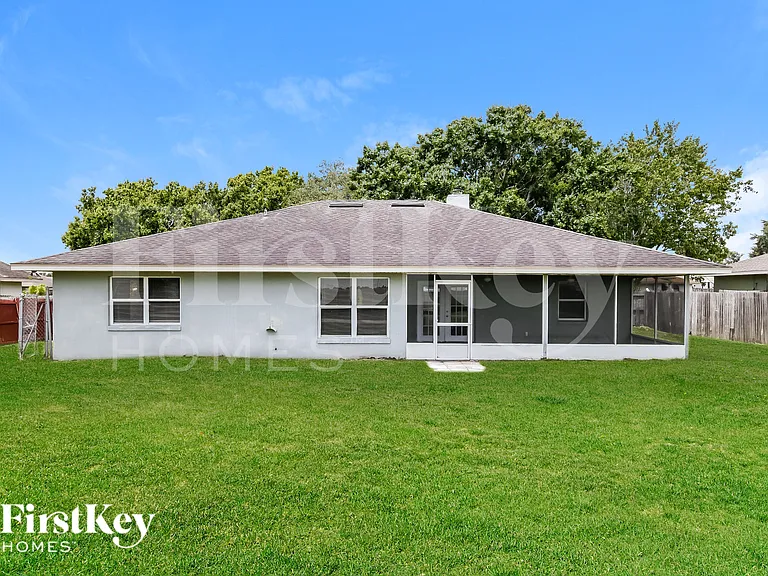 1323 Arrowhead Ct — Photo 15