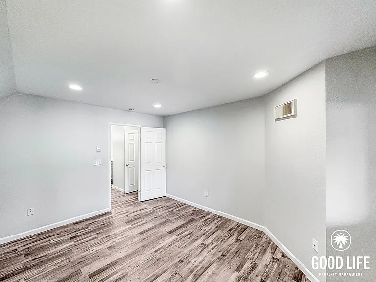 3440 Lebon Dr #4118 — Photo 9