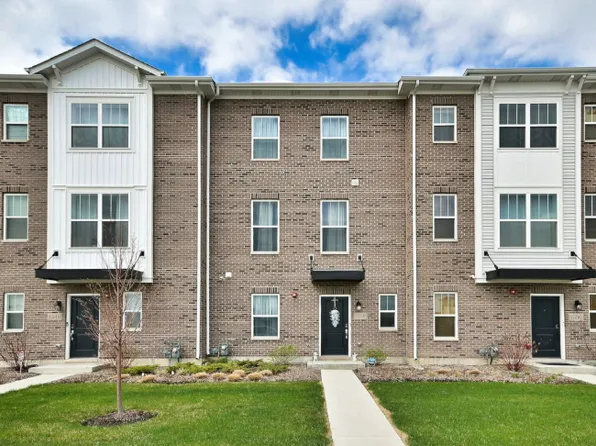 1538 Times Dr, Des Plaines, IL 60018