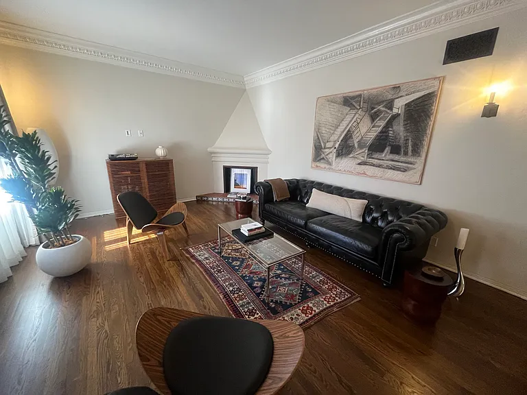 1330 N Harper Ave #108 — Photo 36
