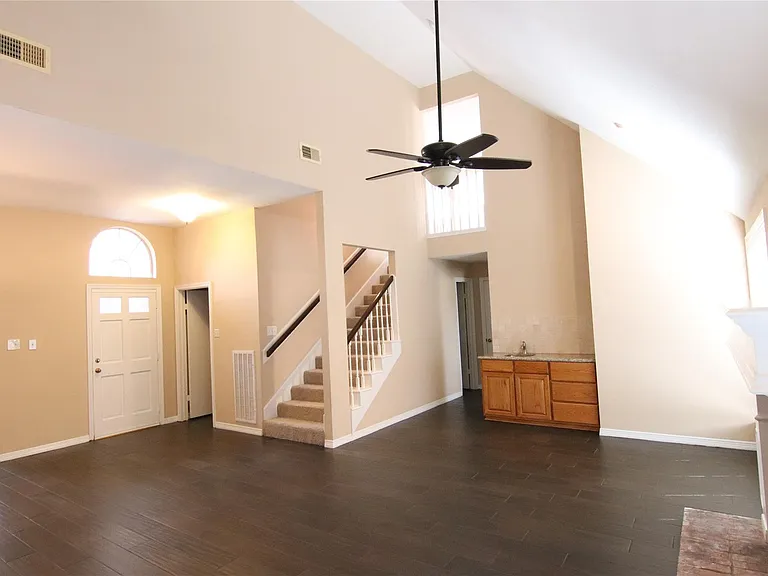14423 Sandalfoot St — Photo 5