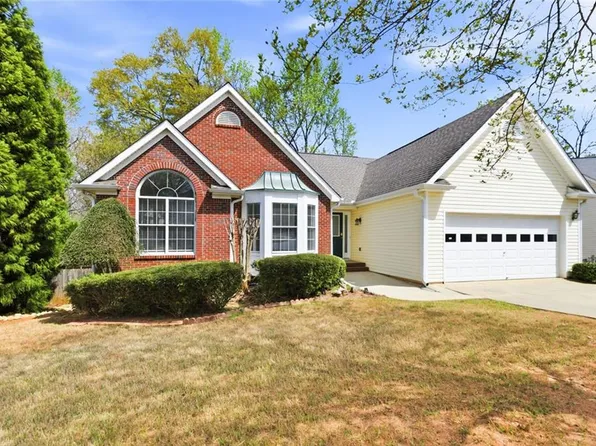 100 Jackson Bluff Ct, Lawrenceville, GA 30044