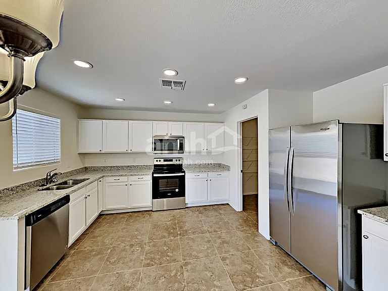 13277 W Gelding Cir — Photo 3