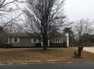 322 Trenton Ave N, Bayville, NJ 08721
