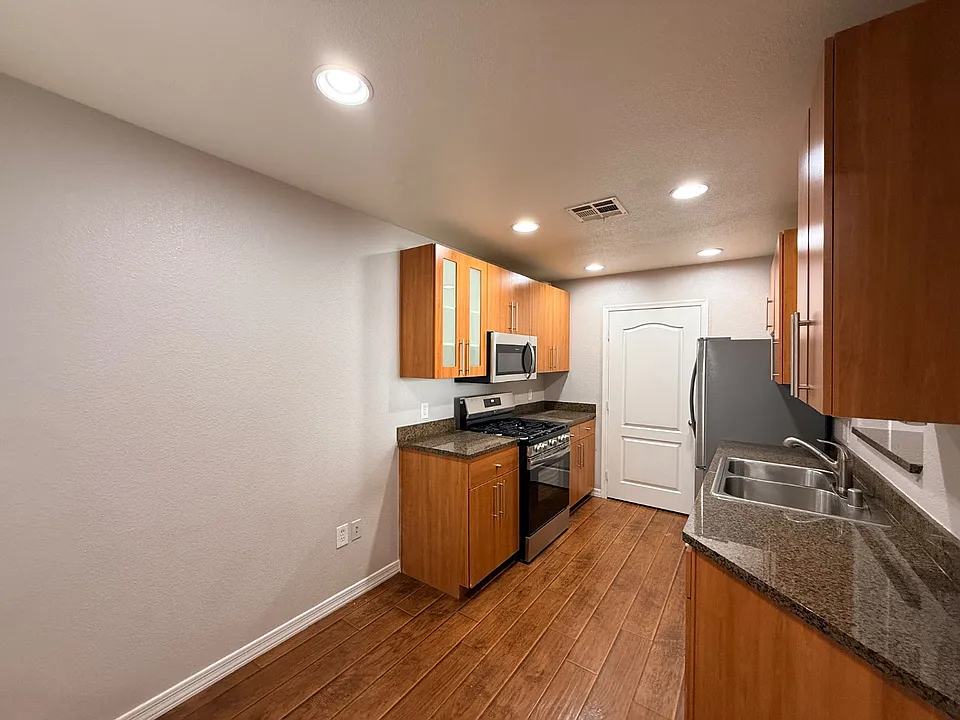 6900 E Princess Dr #1124