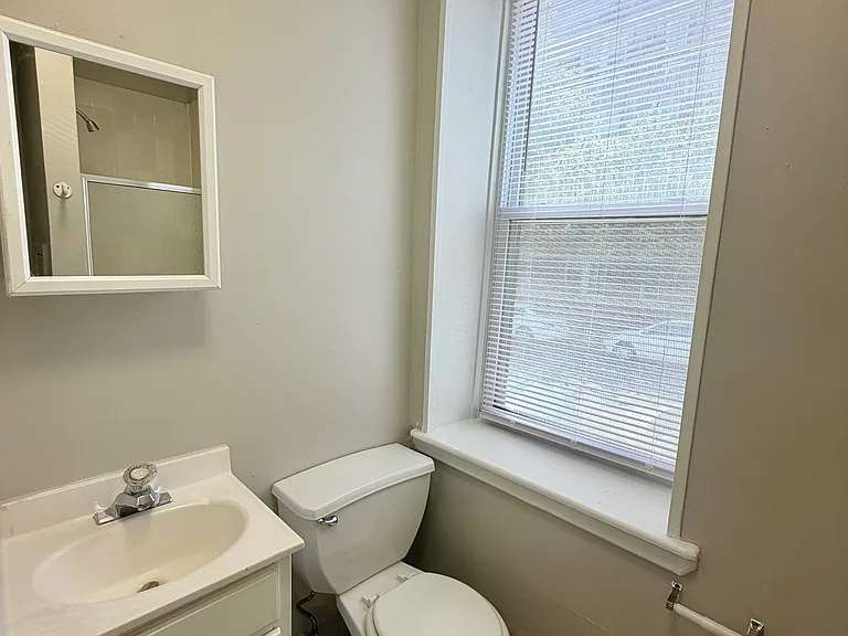 4066 Irving St #H — Photo 7
