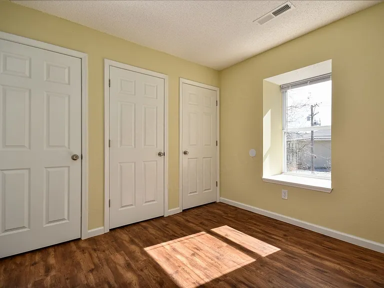 407 Judy St — Photo 29