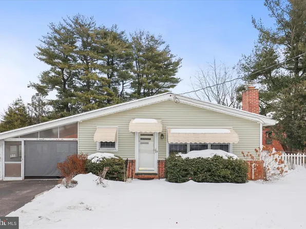 2005 Sandalwood Ct, York, PA 17404