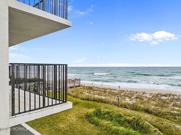 5th image of 4110 Island Drive #101
