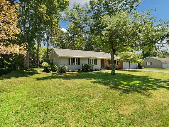 2nd image of 83 Redfern Dr