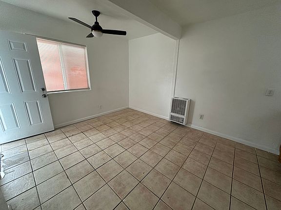 5th image of 405 E Esther St #411