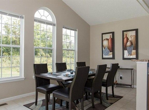 4th image of 8930 Summer Crest Dr