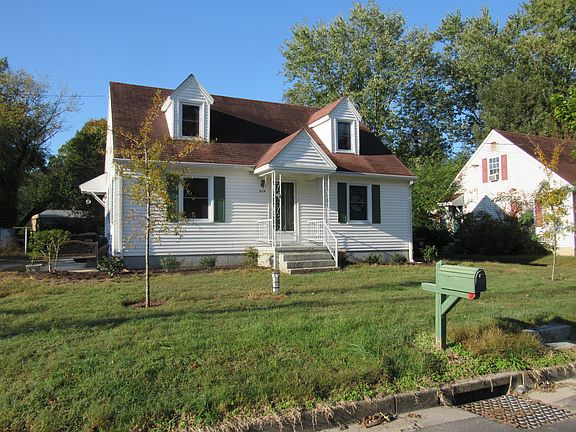 2nd image of 604 E Lincoln Ave