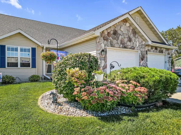 302 East Blackhawk DRIVE, Fort Atkinson, WI 53538