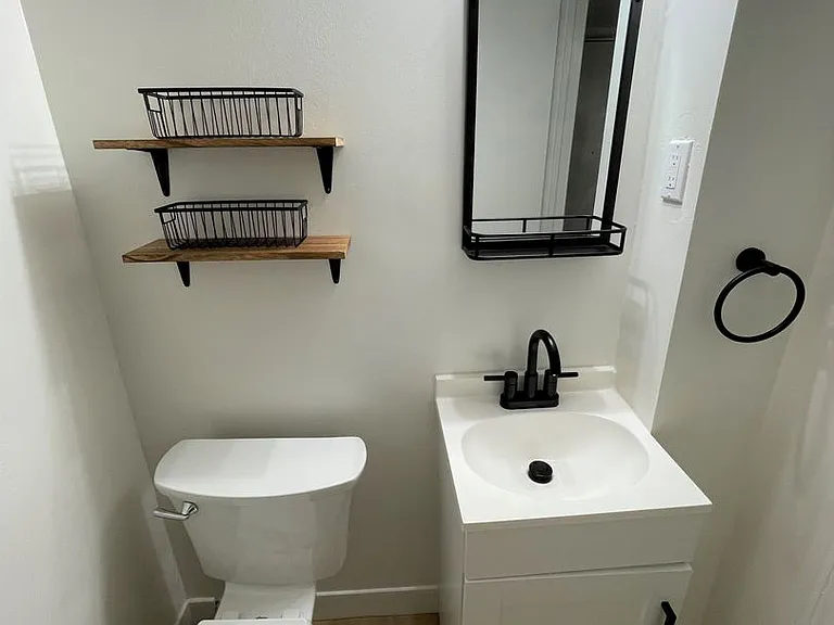 1209main — Photo 14