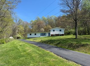 89055 Beaver Dam Rd, Bowerston, OH 44695