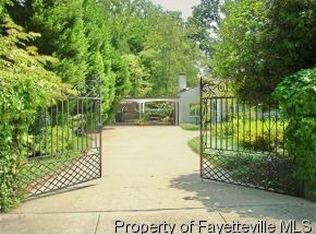 1414 Raeford Rd, Fayetteville, NC 28305