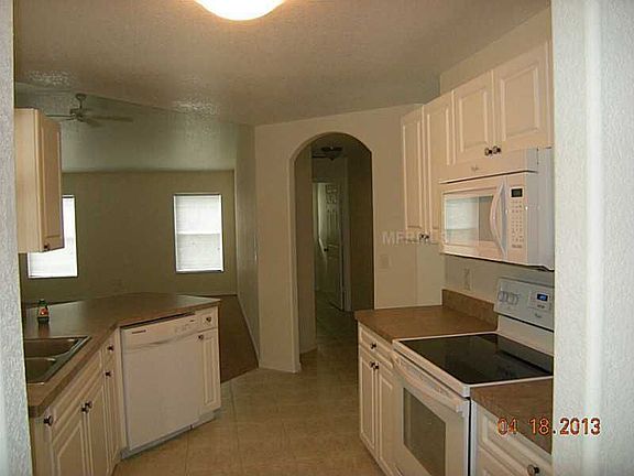3rd image of 2710 Trianna St