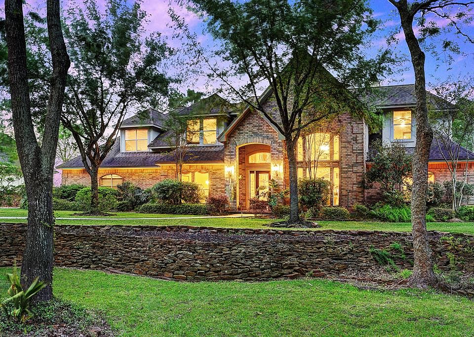 1st image of 18 Kings River Ct