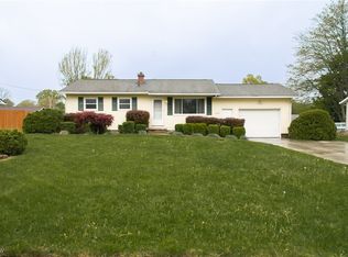 1487 Harden Dr, Barberton, OH